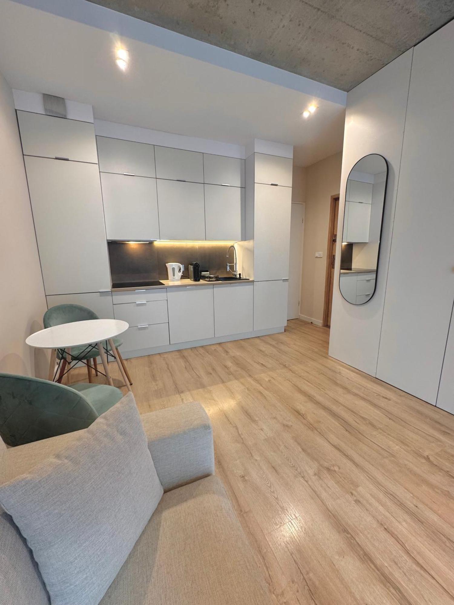 Komputerowa Apartments Airport And Business District Warsaw Ngoại thất bức ảnh